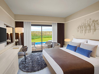 Akra Hotels Swim Up Aile Odasi (1) Card M