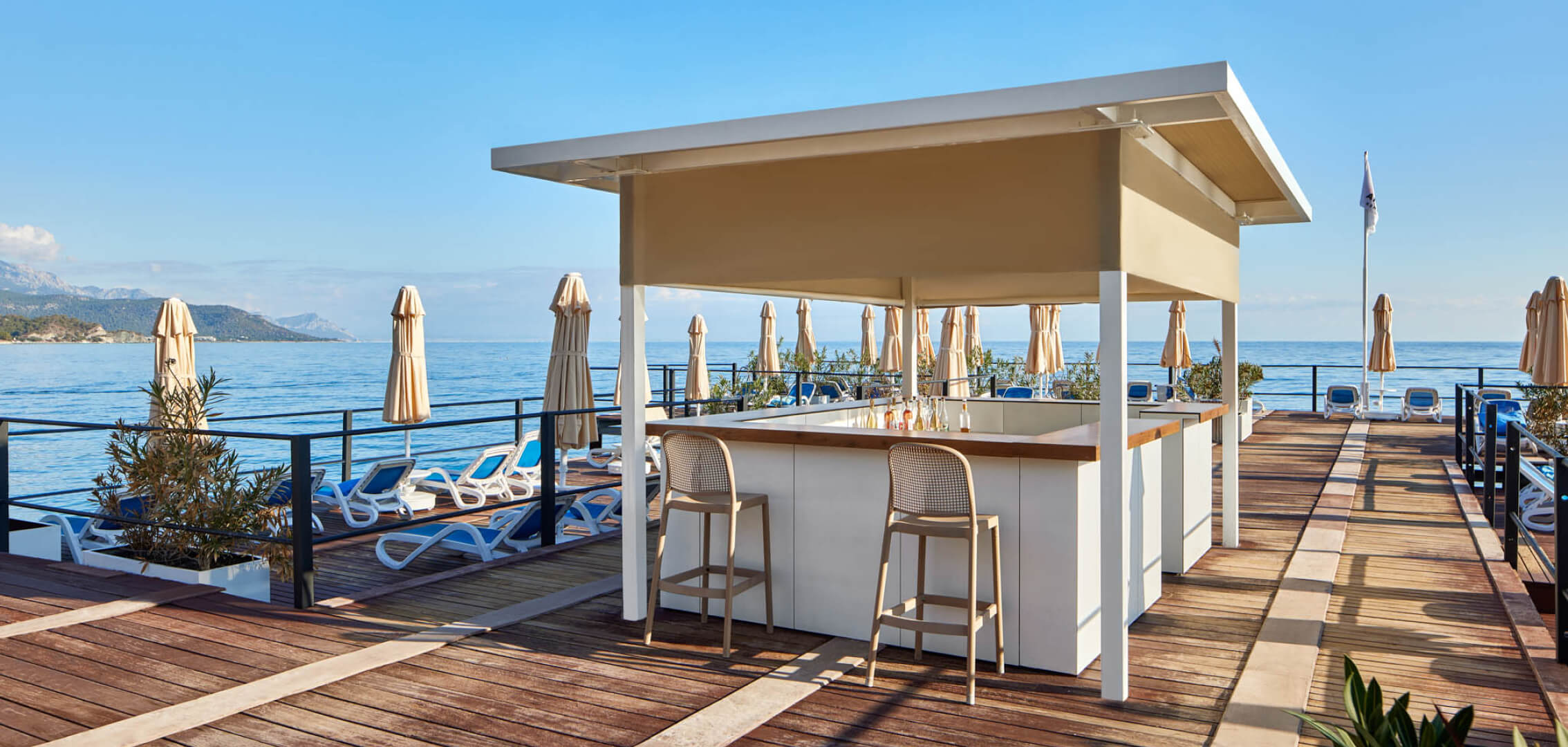 Akra Kemer Barlar Iskele Bar Banner D