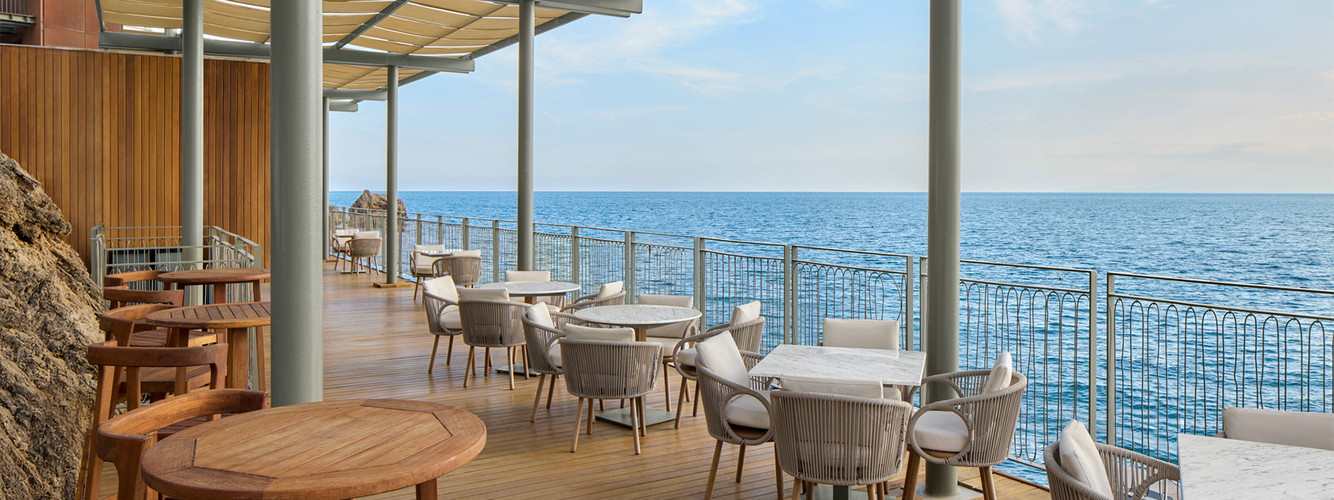 Akra Antalya Beach Bar Banner