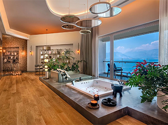 Akra Hotels Ocean Suite Card M