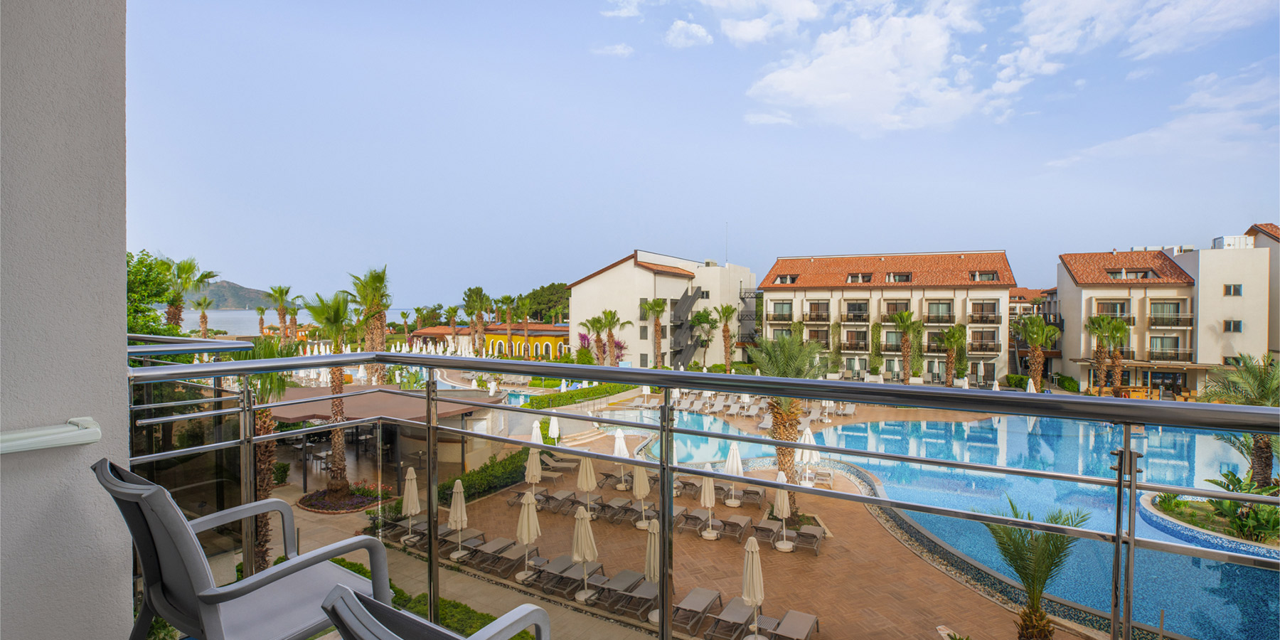 Akra Fethiye Yandan Deniz Manzarali Aile Odasi Galeri Card