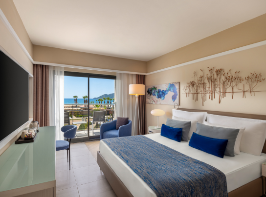 Akra Fethiye Konaklama Superior Deniz Manzaralı Aile Odası Card D