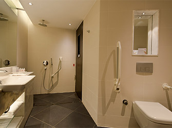Akra Hotel Handicap Room Card M